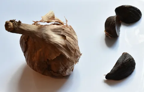 سیر سیاه کاویانی مناسب رژیم‌ های غذایی سالم